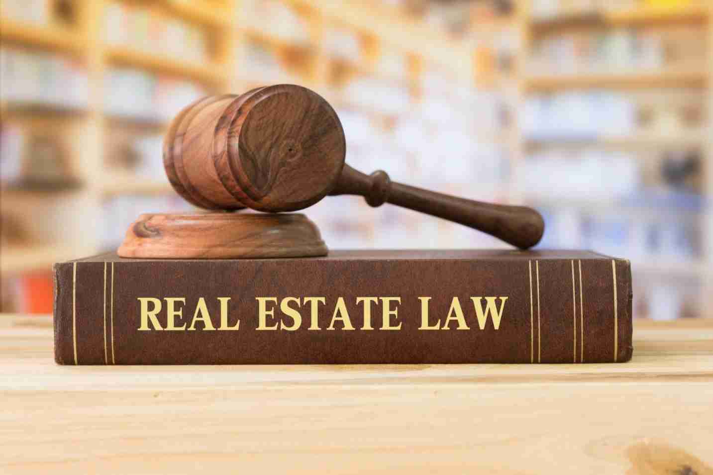 How To Get A Real Estate Lawyer in Toronto